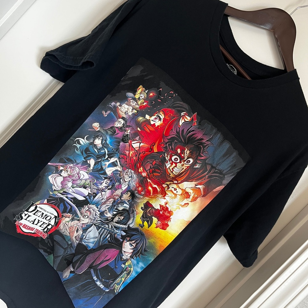 Men's Demon Slayer T-Shirt Large